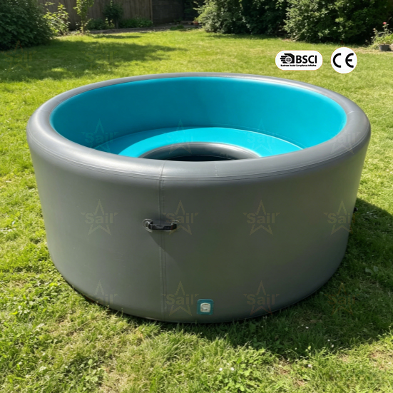 Kids Outdoor Water Park - Piscine gonflable intégrée avec coussin, parc