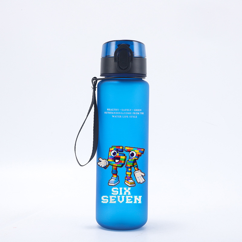 Bouteille d'eau à paille 650ML - Kids Outdoor Water avis et prix